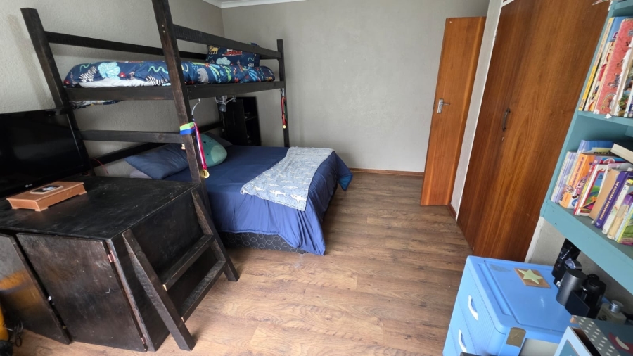 3 Bedroom Property for Sale in La Hoff North West